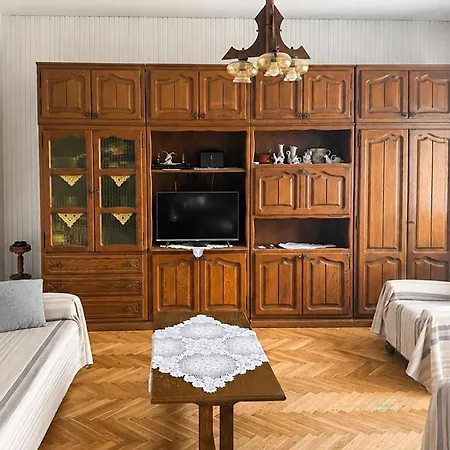 4 Bedroom Stunning In * Mihalj