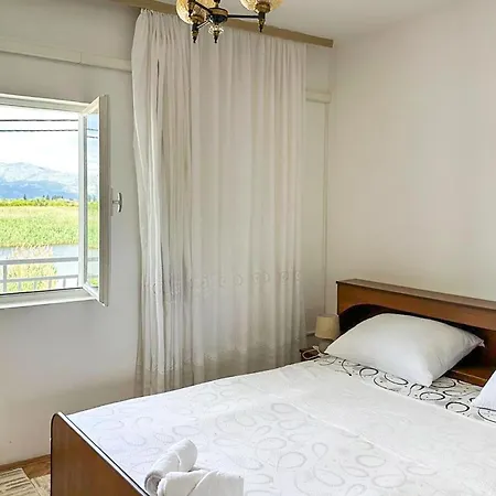 펜션 4 Bedroom Stunning In