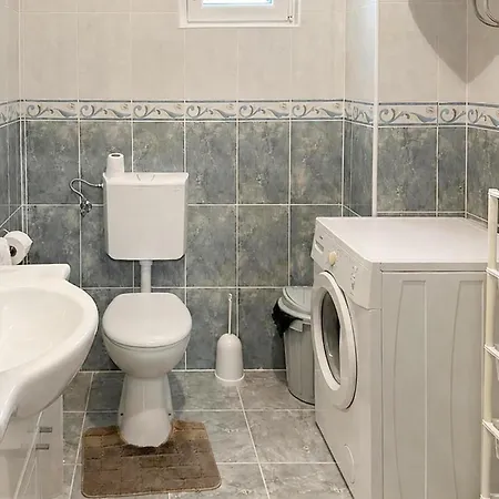 4 Bedroom Stunning In Mihalj